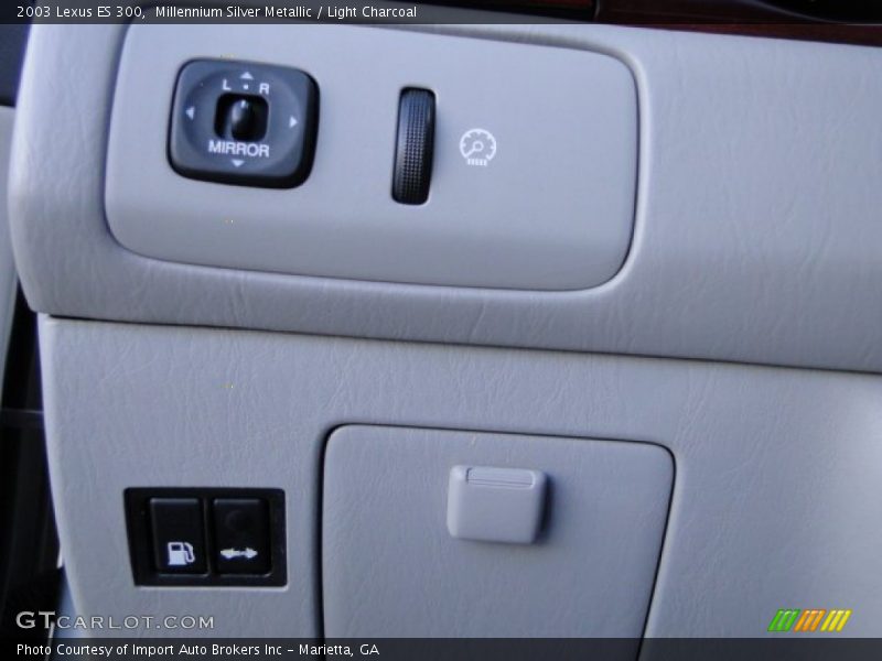 Millennium Silver Metallic / Light Charcoal 2003 Lexus ES 300