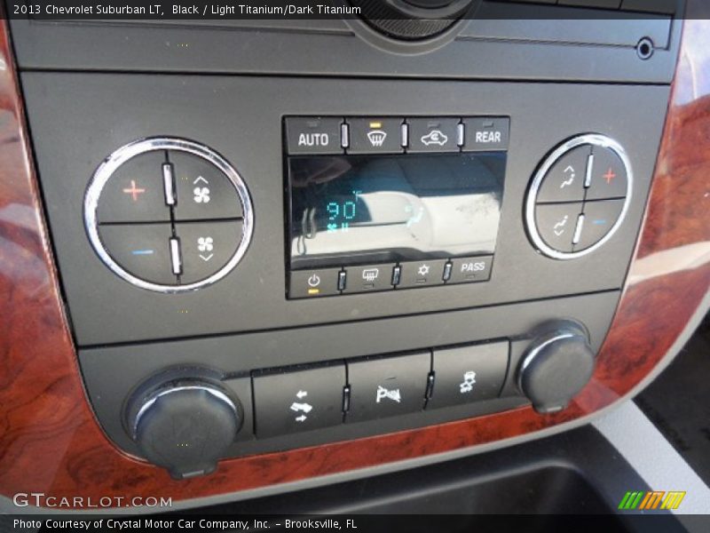 Black / Light Titanium/Dark Titanium 2013 Chevrolet Suburban LT