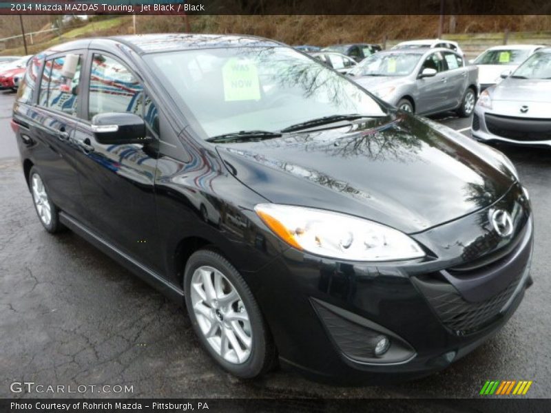 Front 3/4 View of 2014 MAZDA5 Touring