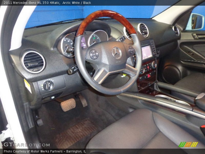Arctic White / Black 2011 Mercedes-Benz ML 350 4Matic