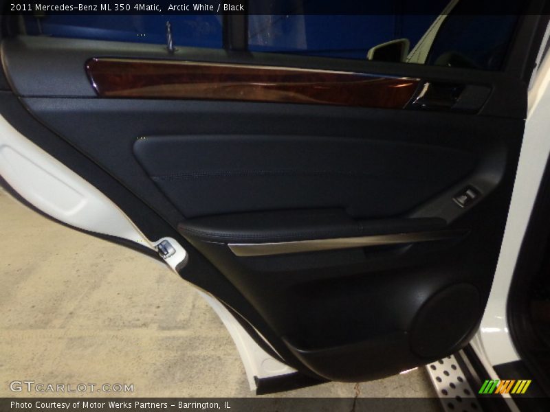 Arctic White / Black 2011 Mercedes-Benz ML 350 4Matic
