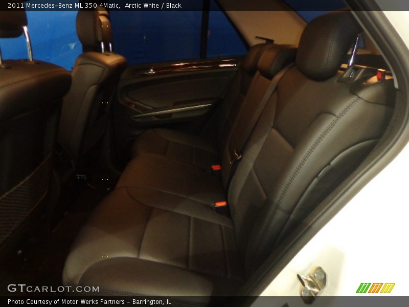 Arctic White / Black 2011 Mercedes-Benz ML 350 4Matic