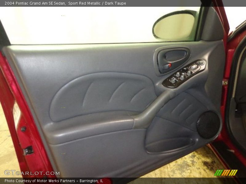 Sport Red Metallic / Dark Taupe 2004 Pontiac Grand Am SE Sedan