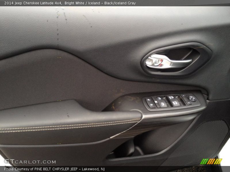 Bright White / Iceland - Black/Iceland Gray 2014 Jeep Cherokee Latitude 4x4