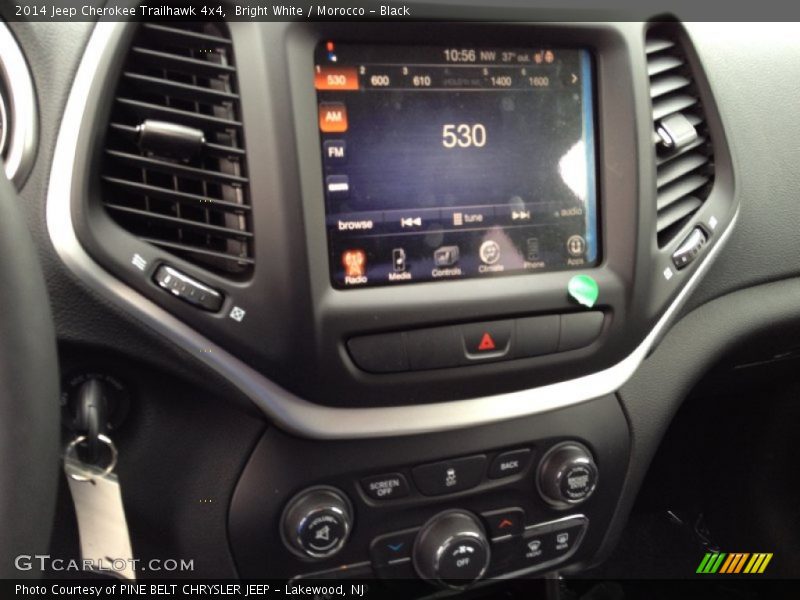 Controls of 2014 Cherokee Trailhawk 4x4