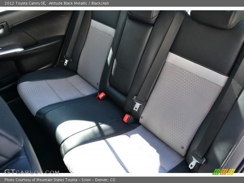Attitude Black Metallic / Black/Ash 2012 Toyota Camry SE