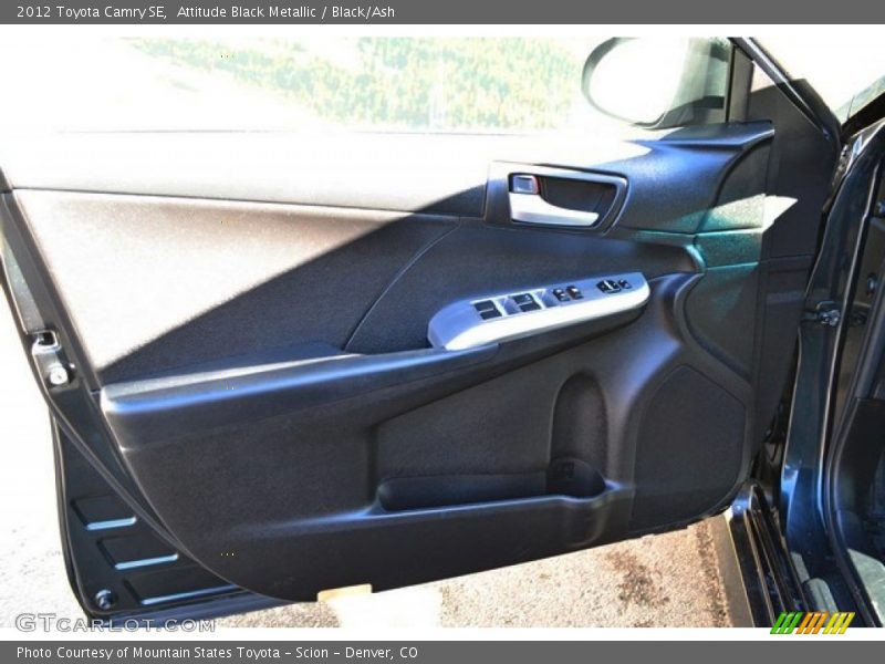 Attitude Black Metallic / Black/Ash 2012 Toyota Camry SE