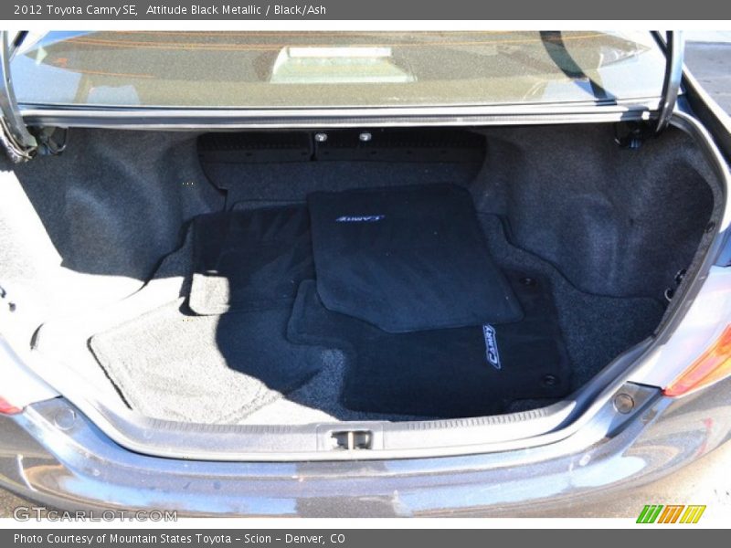 Attitude Black Metallic / Black/Ash 2012 Toyota Camry SE