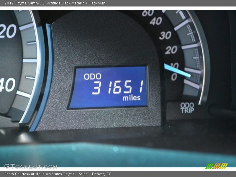 Attitude Black Metallic / Black/Ash 2012 Toyota Camry SE