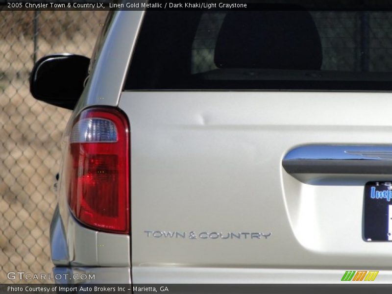 Linen Gold Metallic / Dark Khaki/Light Graystone 2005 Chrysler Town & Country LX