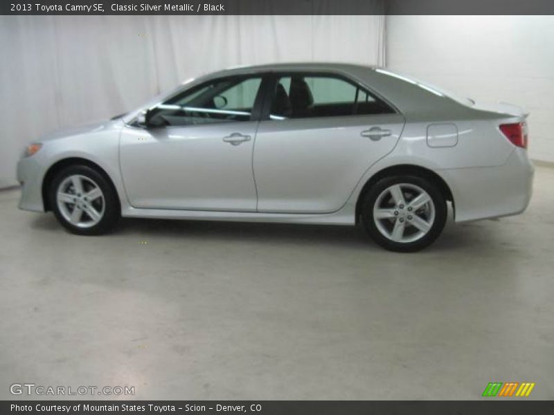 Classic Silver Metallic / Black 2013 Toyota Camry SE