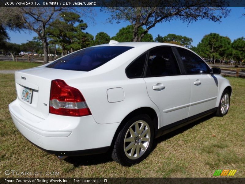 Ice White / Dark Beige/Quartz 2006 Volvo S40 T5