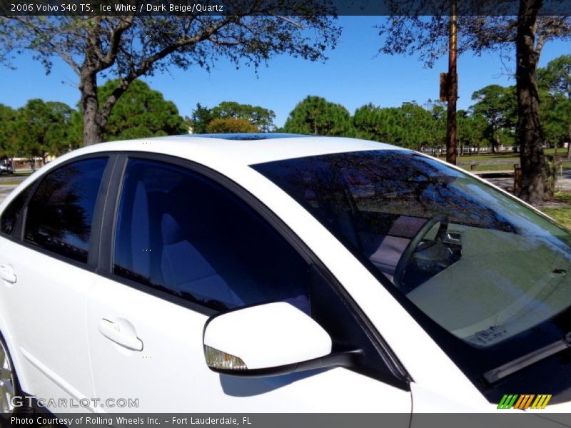 Ice White / Dark Beige/Quartz 2006 Volvo S40 T5