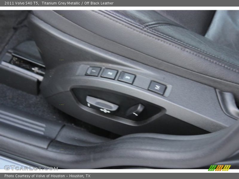 Titanium Grey Metallic / Off Black Leather 2011 Volvo S40 T5