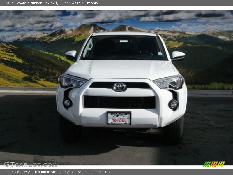 Super White / Graphite 2014 Toyota 4Runner SR5 4x4