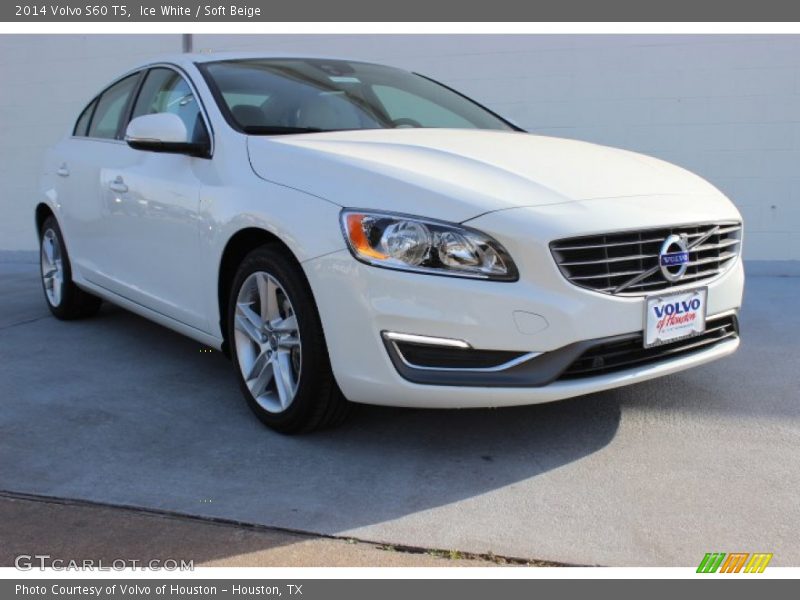 Ice White / Soft Beige 2014 Volvo S60 T5