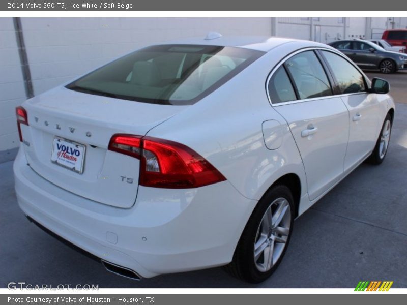 Ice White / Soft Beige 2014 Volvo S60 T5