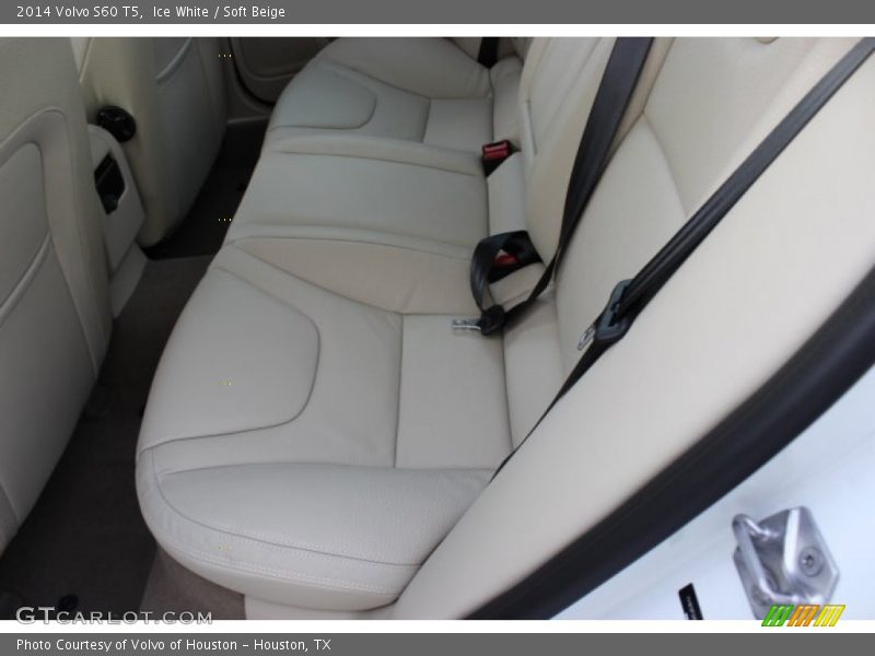 Ice White / Soft Beige 2014 Volvo S60 T5