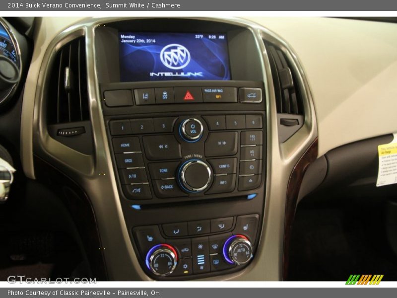 Controls of 2014 Verano Convenience