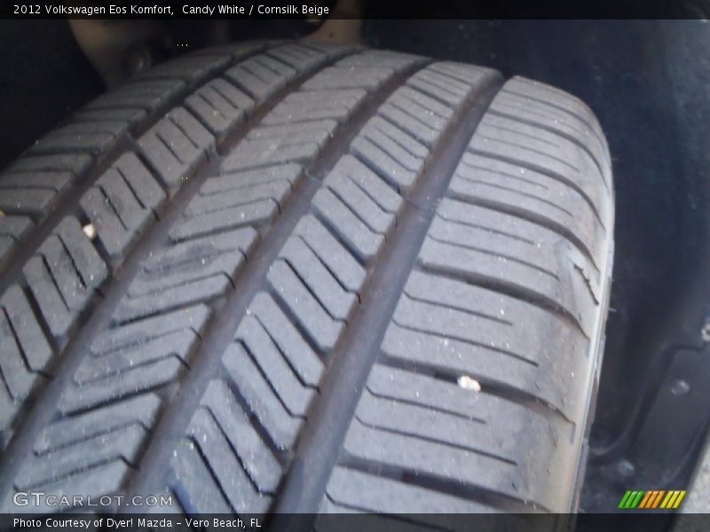 Candy White / Cornsilk Beige 2012 Volkswagen Eos Komfort