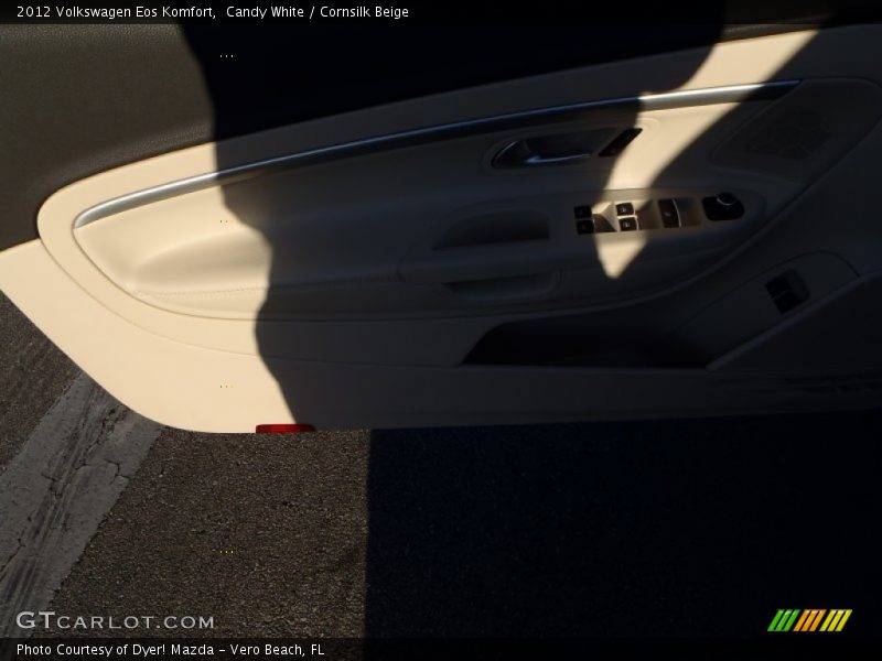 Candy White / Cornsilk Beige 2012 Volkswagen Eos Komfort
