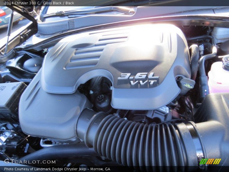 Gloss Black / Black 2014 Chrysler 300 C
