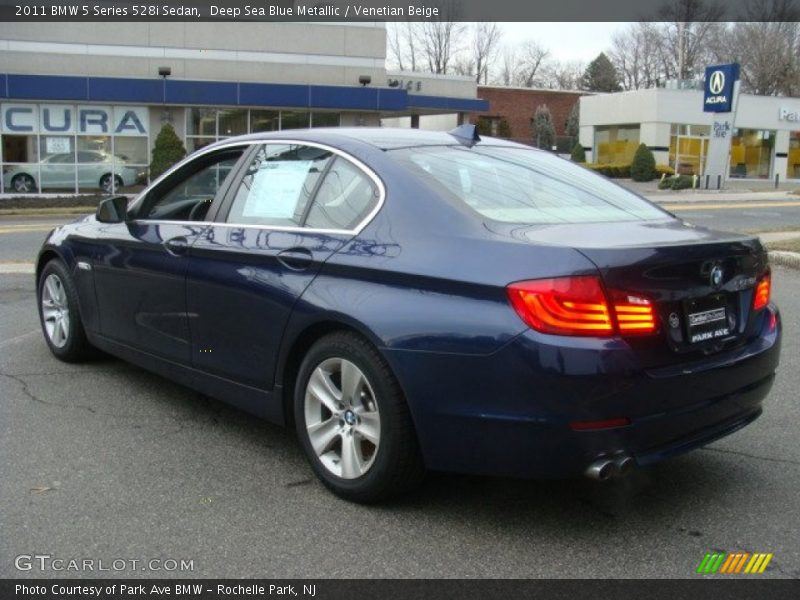 Deep Sea Blue Metallic / Venetian Beige 2011 BMW 5 Series 528i Sedan