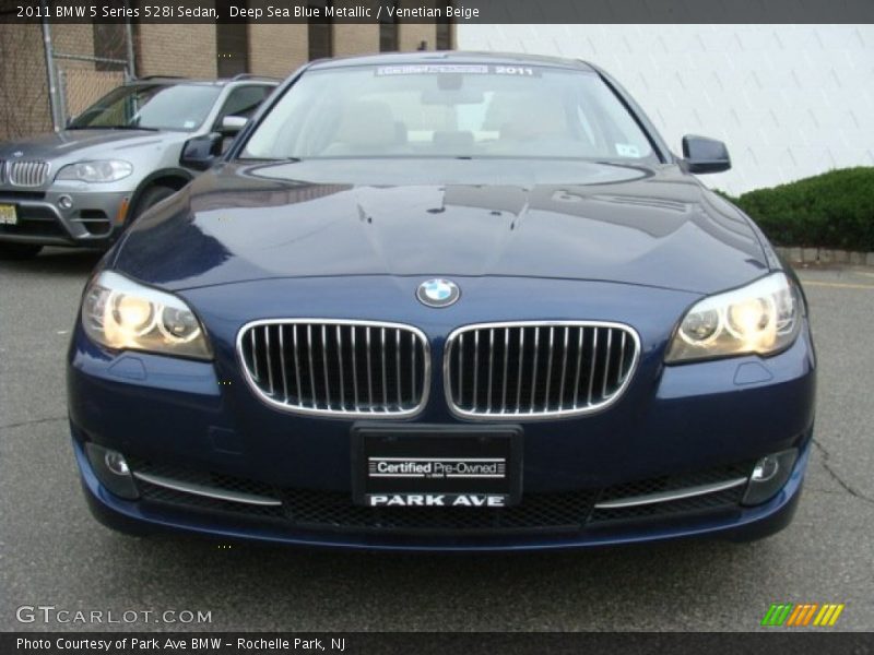 Deep Sea Blue Metallic / Venetian Beige 2011 BMW 5 Series 528i Sedan