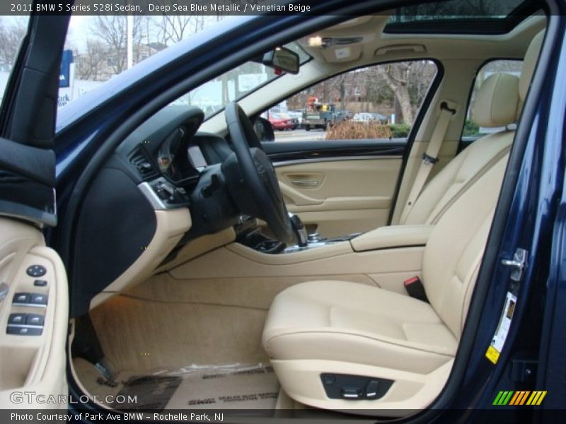 Deep Sea Blue Metallic / Venetian Beige 2011 BMW 5 Series 528i Sedan