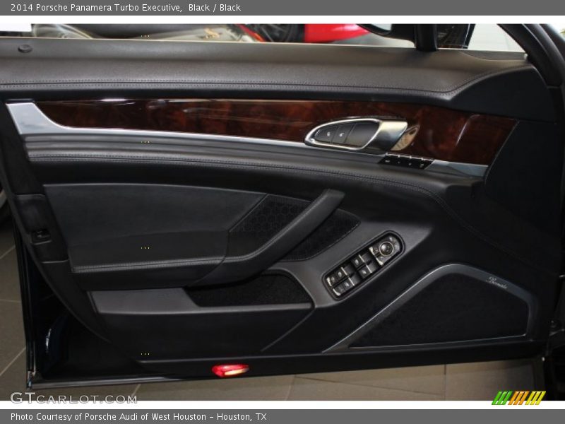 Door Panel of 2014 Panamera Turbo Executive