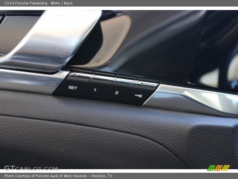 Controls of 2014 Panamera 