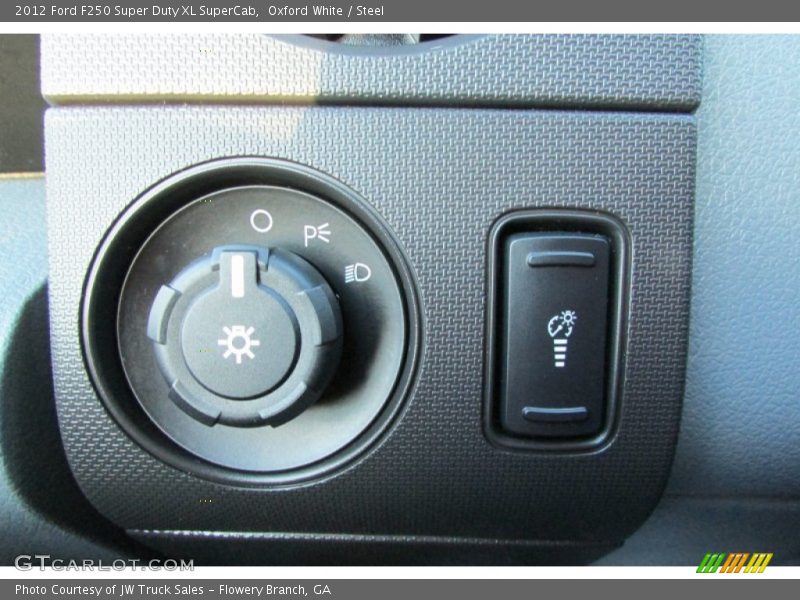 Controls of 2012 F250 Super Duty XL SuperCab