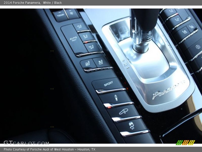 Controls of 2014 Panamera 