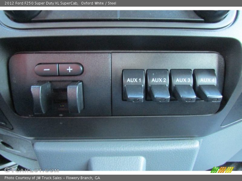 Oxford White / Steel 2012 Ford F250 Super Duty XL SuperCab