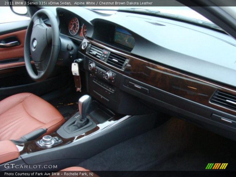Alpine White / Chestnut Brown Dakota Leather 2011 BMW 3 Series 335i xDrive Sedan
