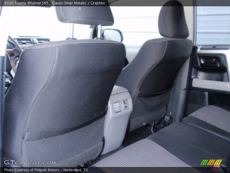 Classic Silver Metallic / Graphite 2010 Toyota 4Runner SR5