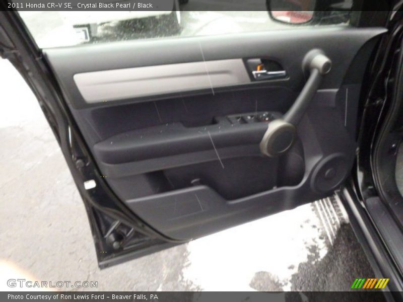 Crystal Black Pearl / Black 2011 Honda CR-V SE