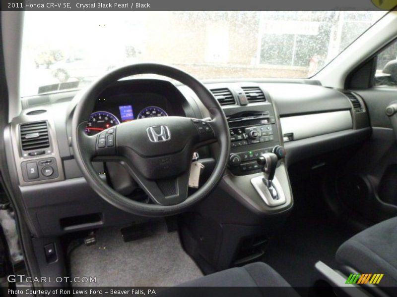 Crystal Black Pearl / Black 2011 Honda CR-V SE