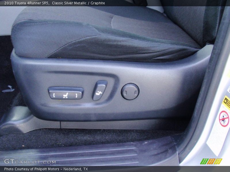 Classic Silver Metallic / Graphite 2010 Toyota 4Runner SR5