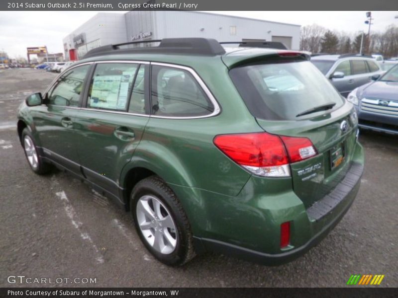 Cypress Green Pearl / Ivory 2014 Subaru Outback 2.5i Premium