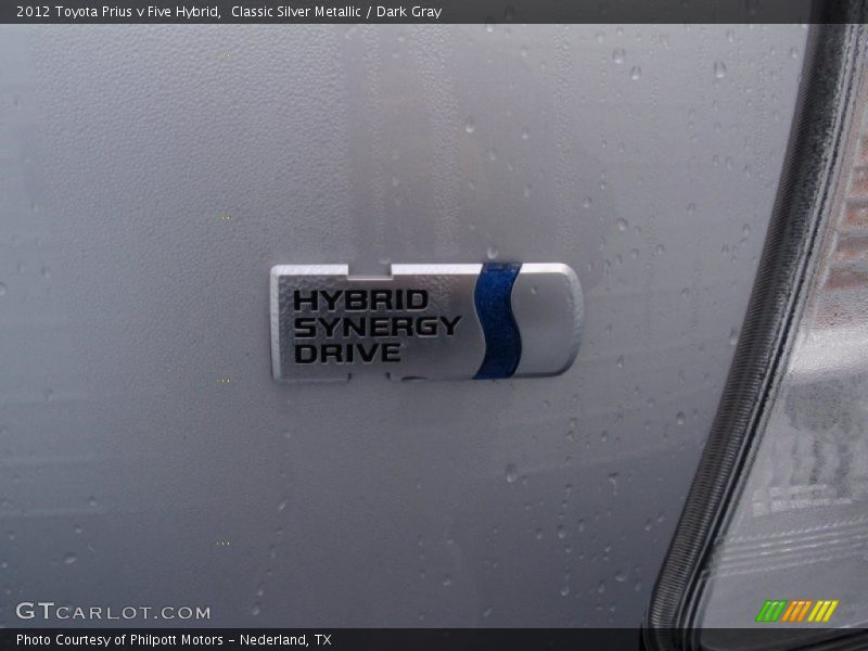 Classic Silver Metallic / Dark Gray 2012 Toyota Prius v Five Hybrid
