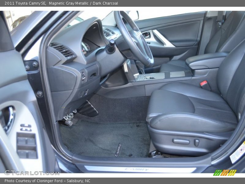 Magnetic Gray Metallic / Dark Charcoal 2011 Toyota Camry SE