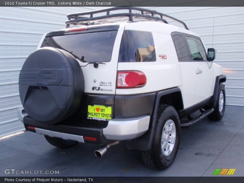 Iceberg White / Dark Charcoal 2010 Toyota FJ Cruiser TRD