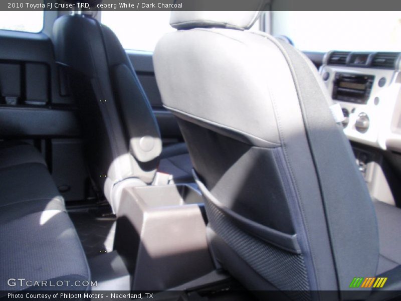 Iceberg White / Dark Charcoal 2010 Toyota FJ Cruiser TRD