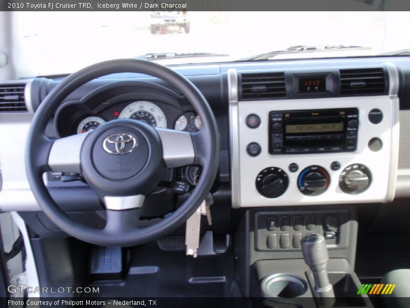 Iceberg White / Dark Charcoal 2010 Toyota FJ Cruiser TRD