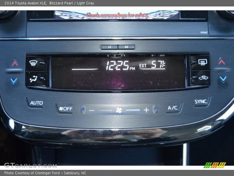 Blizzard Pearl / Light Gray 2014 Toyota Avalon XLE