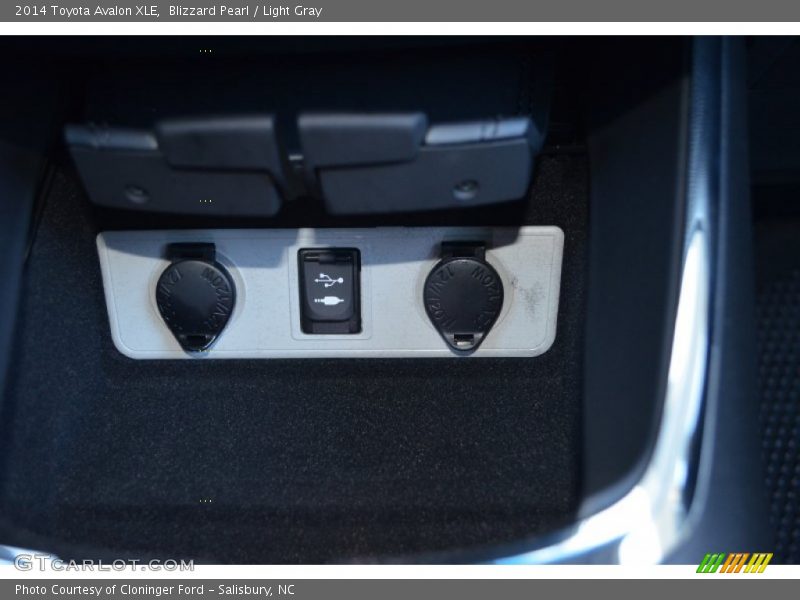 Blizzard Pearl / Light Gray 2014 Toyota Avalon XLE