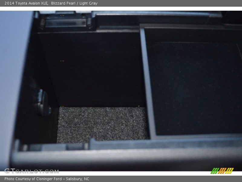 Blizzard Pearl / Light Gray 2014 Toyota Avalon XLE