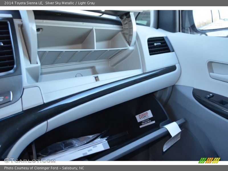 Silver Sky Metallic / Light Gray 2014 Toyota Sienna LE