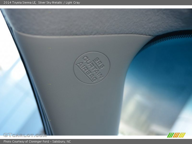 Silver Sky Metallic / Light Gray 2014 Toyota Sienna LE
